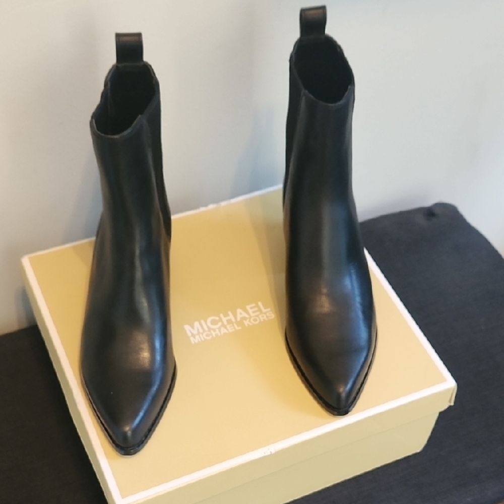 Michael Kors Black Heeled Chelsea Boots